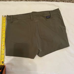 Patagonia Hunter Green RN51884 Girls shorts